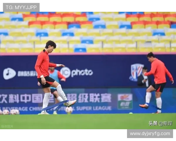 28岁蓉城中卫亚冠赛场连续失误致4球失守